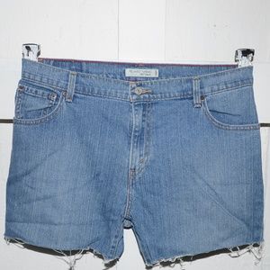 Levi's womens cut off shorts size 16 -870-